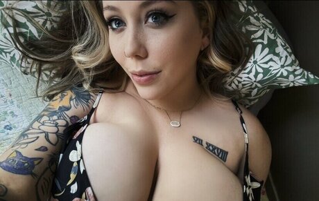 _arkansaslady 裸のモデル 写真