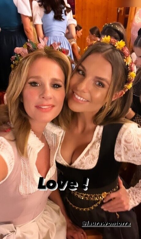 Mareile H ppner アダルトスター 写真