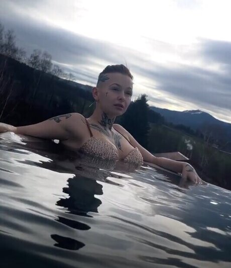 セクシーなドレスOnlyFans 美しいポルノ 画像