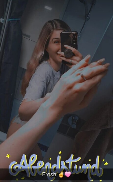 its sunny93 ヌード女優 写真