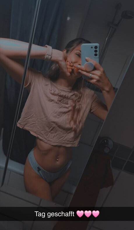 its sunny93 ポルノ女優 写真