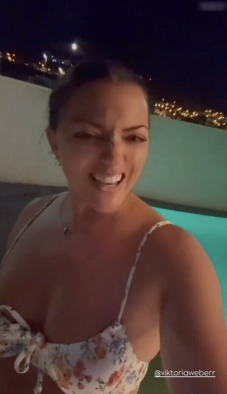 Anne Menden エロティックなスター 画像