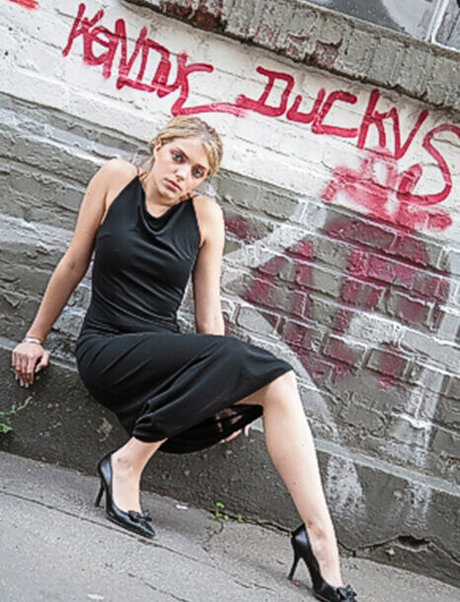 Anne Menden 独占モデル ギャラリー