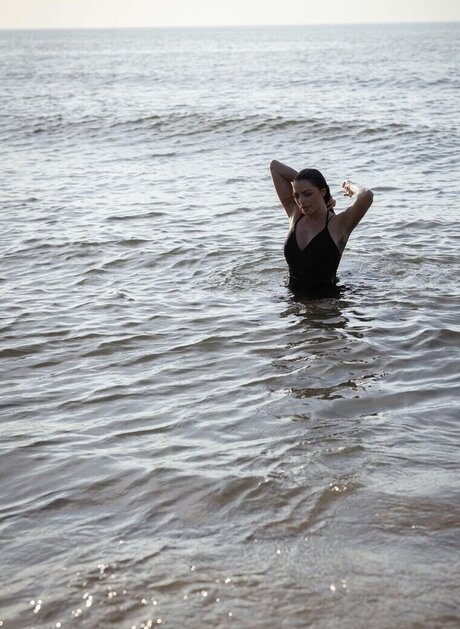 Anne Menden アダルトモデル 写真