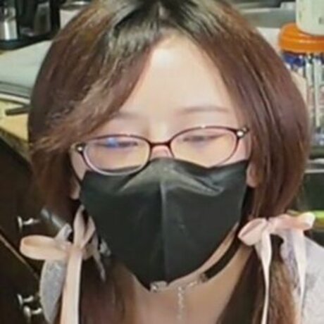 Baovtuber エロティックなモデル 写真