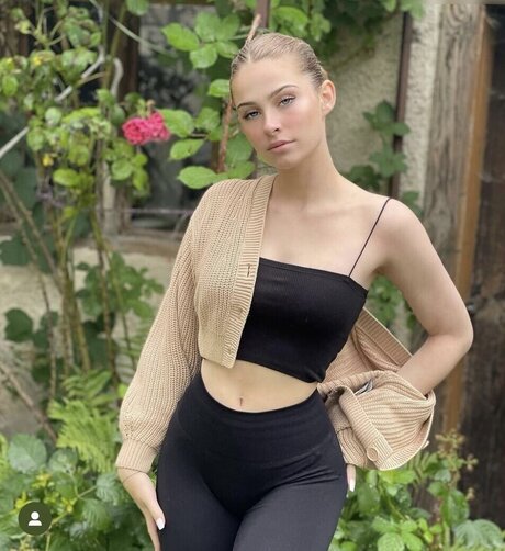 Kim Sara ヌードモデル ギャラリー