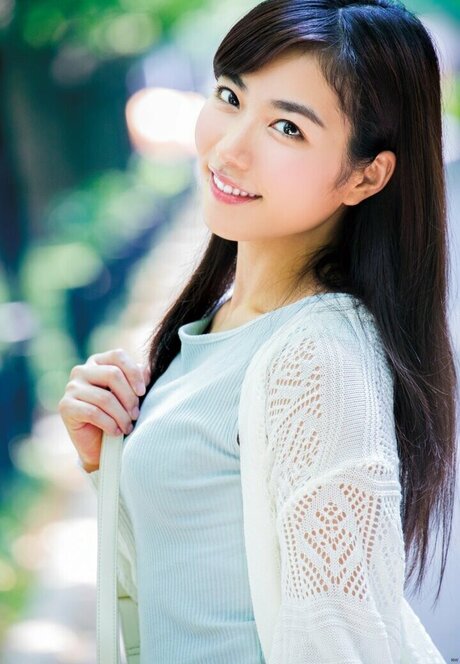 曲線美のランジェリーOnlyFans 素敵 画像