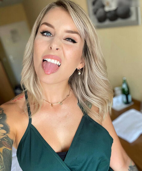 パウグプリンセスOnlyFans ホット裸 写真