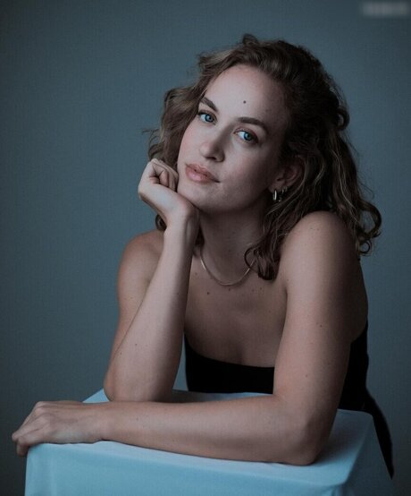 Justleo 可愛いモデル 画像