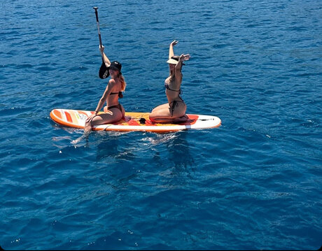 スマイルオンリーファンズ ポルノ 写真