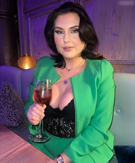 JohannaMuellner 高品質のポルノスター 画像