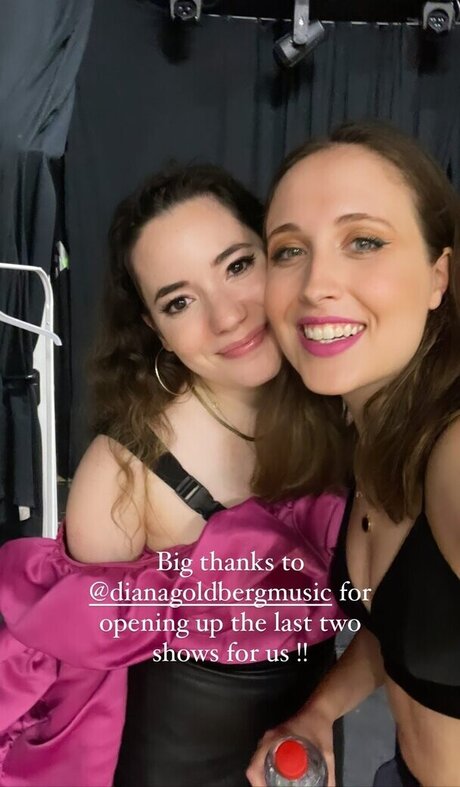 赤毛の熟女オンリーファンズ ヌード 写真