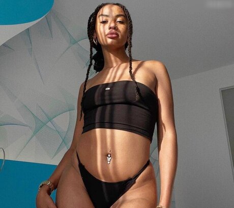 ヌード 屋外 OnlyFans 無料エロ 写真