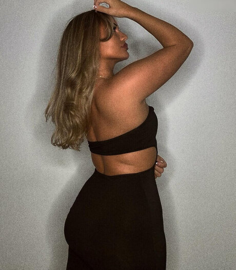 赤毛の太めOnlyFans 美しい 画像