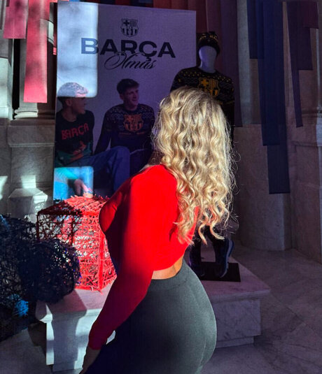 アジアンツインズOnlyFans セクシー裸 ギャラリー