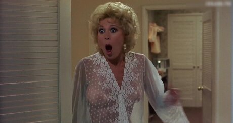 ヘンタイオンリーファンズ ヌード 写真