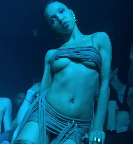 アジア人女性OnlyFans HD 写真