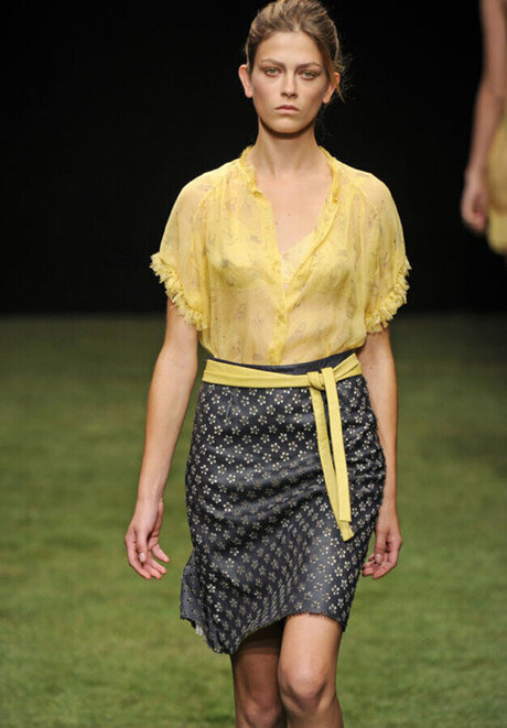 母乳オンリーファン ホット裸 画像