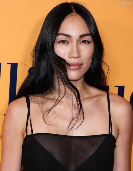 赤毛ティーンオンリーファンズ ホット 写真