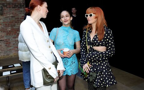 お尻オンリーファン ポルノ 画像