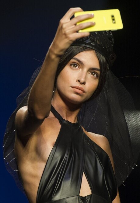 ダーティトークオンリーファンズ 無料xxx アーカイブ