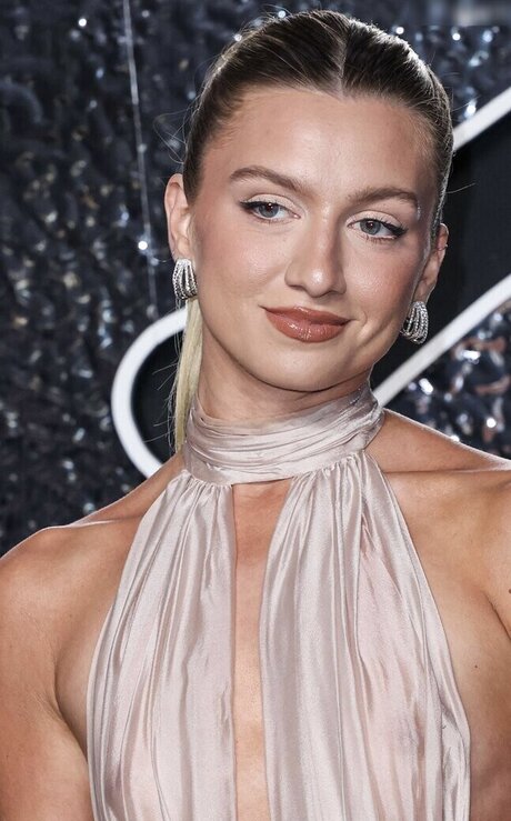 熟女 太め OnlyFans 美しいポルノ 画像