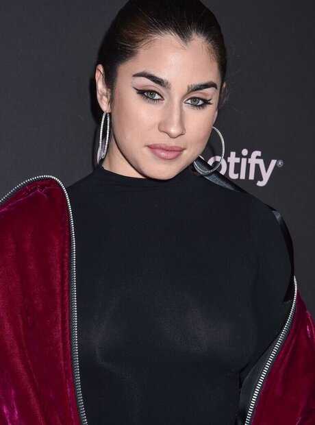 asmr ジンジャー オンリーファンズ アート裸 写真