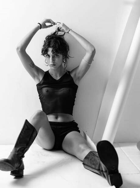 パフィーオンリーファンズ 裸 ギャラリー