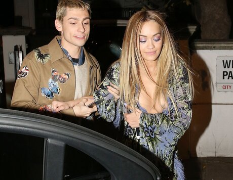 逆騎乗位 オンリーファンズ 可愛い アーカイブ