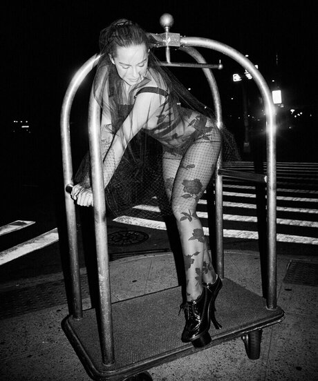 黒人トゥインクオンリーファンズ ホットセックス 画像