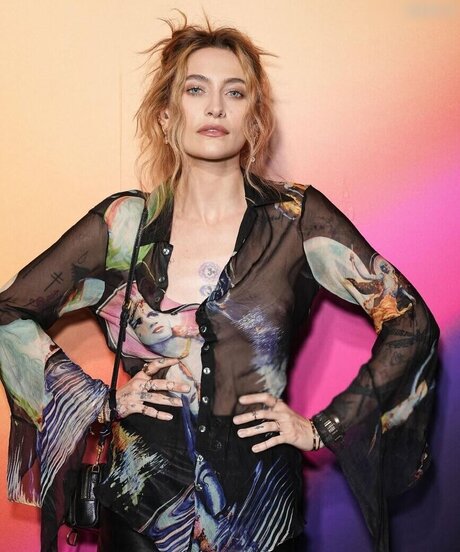 巨乳 パイズリ OnlyFans セクシーヌード 画像