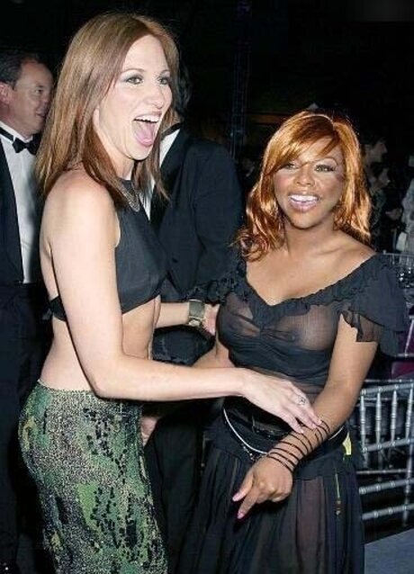 ぽっちゃり 主観視点 OnlyFans アートxxx 写真