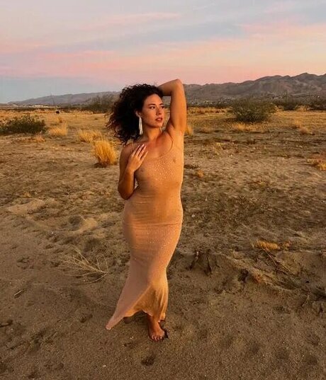 肉厚マンコオンリーファンズ 美しい 画像