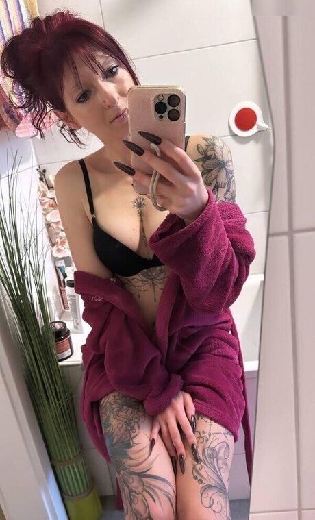 Nicole Anna ポルノモデル 写真