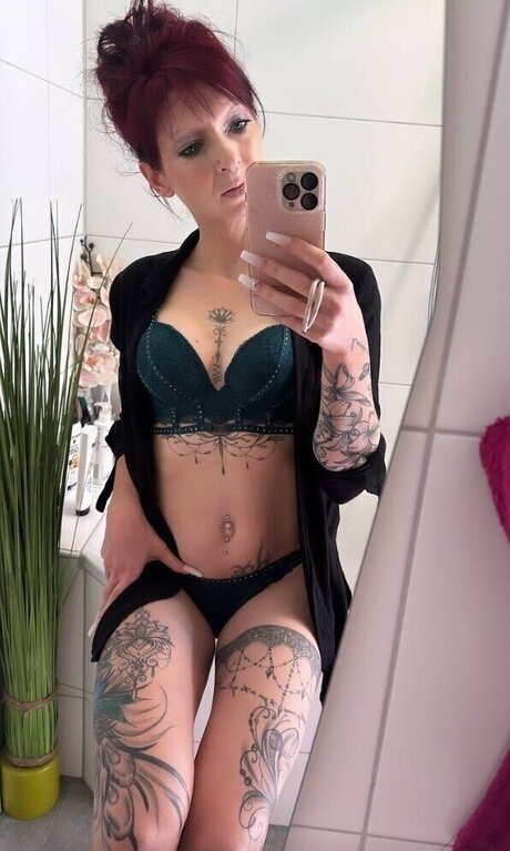 Nicole Anna xxxポルノスター 写真