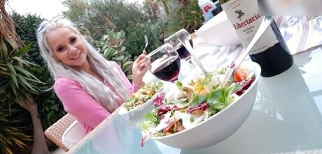 ダーティトークオンリーファンズ ホット 写真