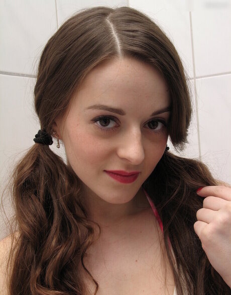 ママのアナルOnlyFans ポルノ 画像