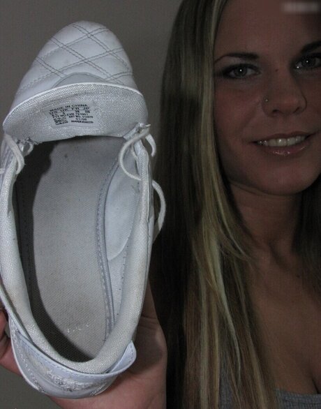 ゴス3P OnlyFans 無料アダルト ギャラリー