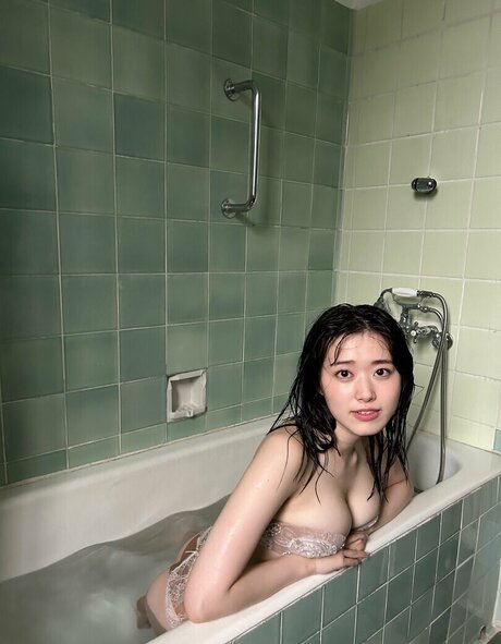 Mariri Sugimoto エロティックモデル アーカイブ