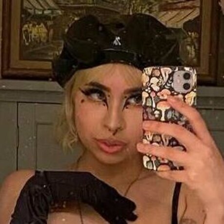 Nicole Nikki Carreon 最高のスター ギャラリー