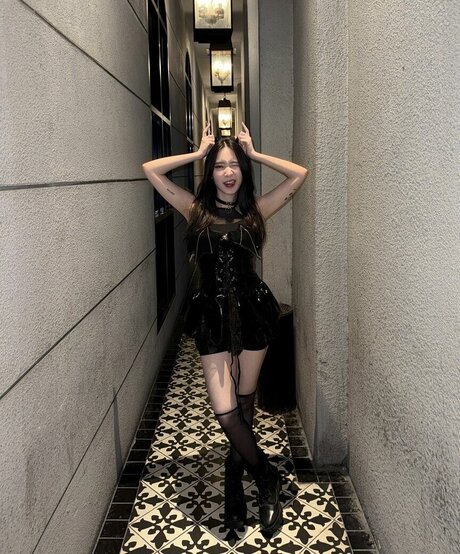 Mena Noona ポルノ女優 ギャラリー