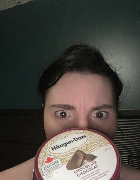 巨乳 パイズリ OnlyFans セクシー裸 写真