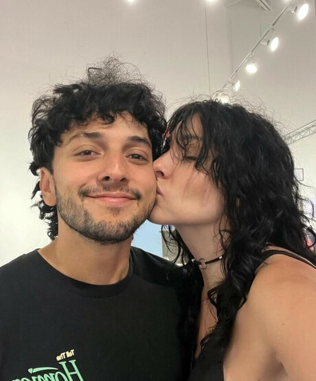 縛られたOnlyFans 無料ポルノ 写真