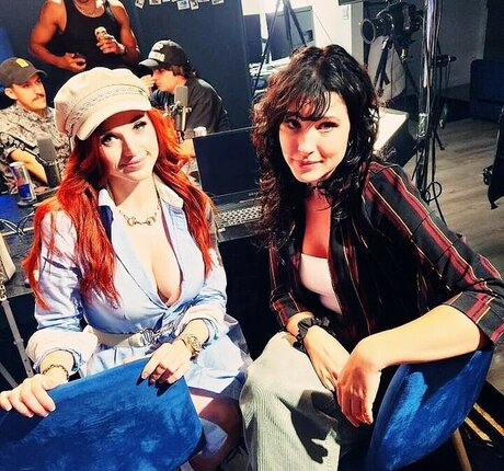 Notsoerudite ポルノスター 美しい ギャラリー