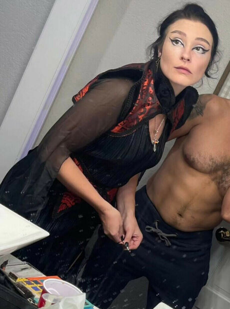 Notsoerudite xxx女優 写真