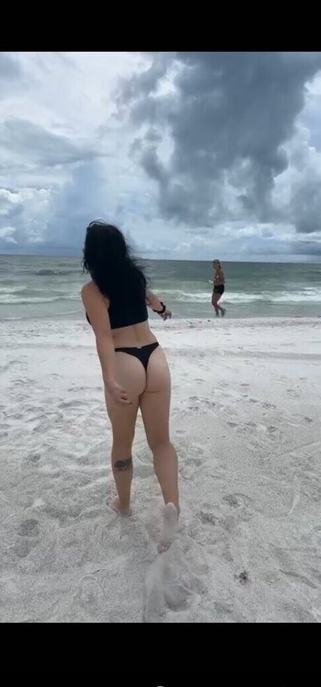 Notsoerudite ヌードモデル 写真