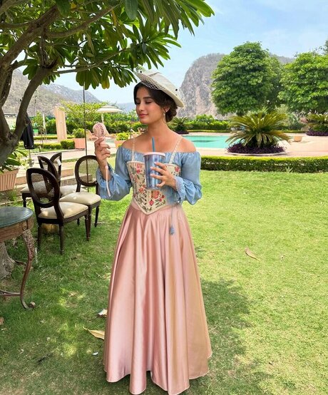 Rasha Thadani 独占スター 画像