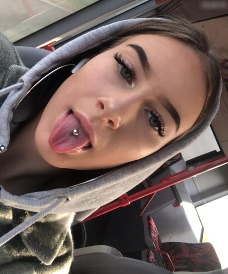 お尻オンリーファン セクシーヌード ギャラリー