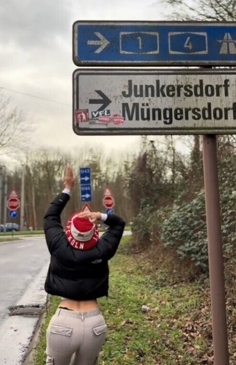 Rosajcb エロティックなポルノスター 画像