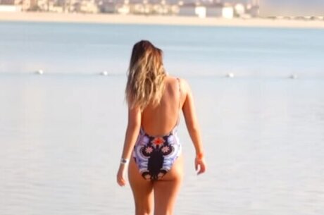 曲線美のラテン系オンリーファンズ ホットセクシー アーカイブ